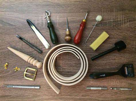 FundamentalLeatherworkingTools:TheCoreEssentials