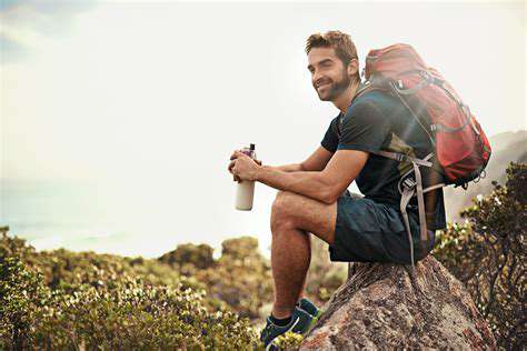 GearUp:EssentialEquipmentforYourHike
